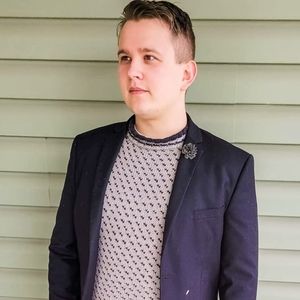 Meet your Posher, Christian